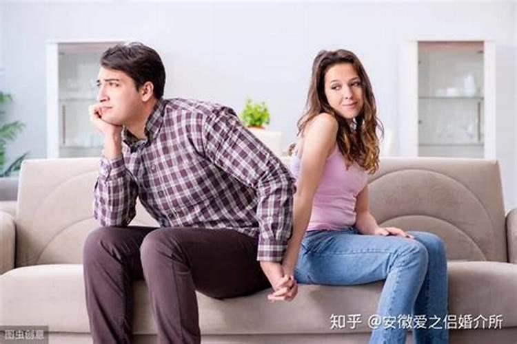 背叛婚姻的女人离婚后