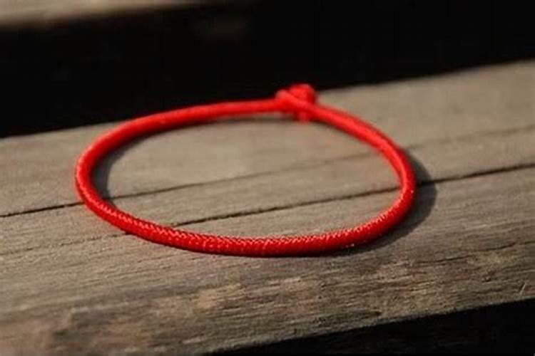 本命年可以黑绳红绳一起戴吗