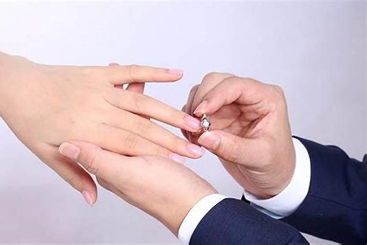 结婚之后一定要戴戒指吗