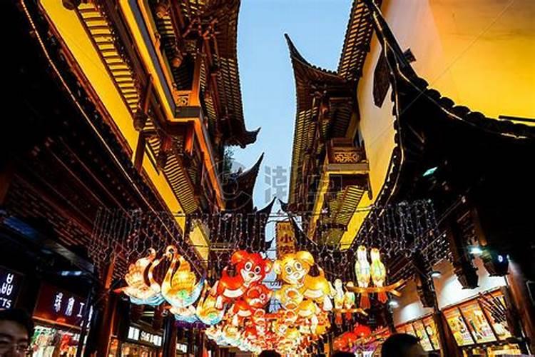 上海城隍庙道士做法事