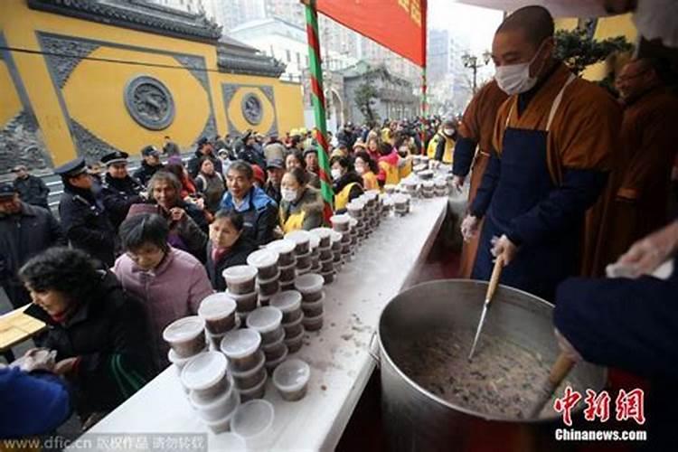 北京腊八做法事的寺院